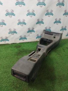 Консоль между сидений лада 21102 2001 2110