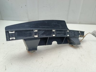 Направляющая стекла двери Fiat Albea