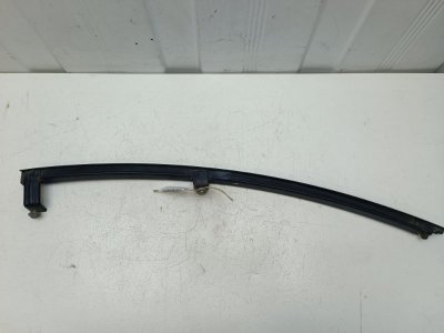 Направляющая стекла двери Rover 400