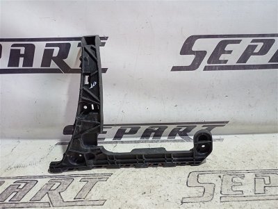 Кронштейн бампера Audi A4 2016 B9