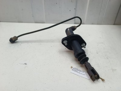 Главный цилиндр сцепления Opel Omega B