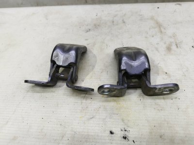 Петля двери Kia Cerato 2010 TD