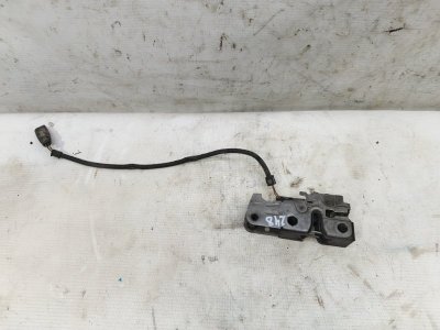 Замок капота Volkswagen Jetta 2008