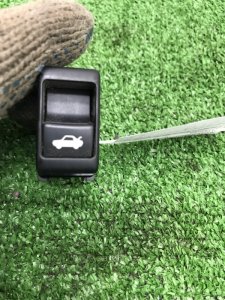 Кнопка открывания багажника NISSAN TEANA 2008 J32