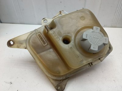 Бачок расширительный Audi 80 1986 - 1991 B3