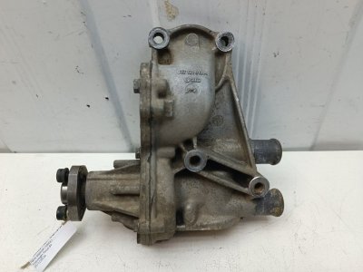 Насос водяной ( помпа ) Volkswagen Passat B4