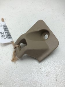 Крепление шторки Nissan X-Trail T30