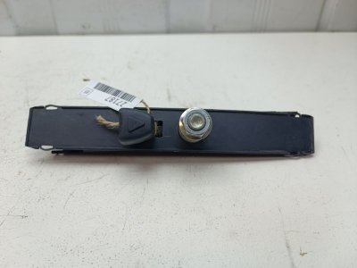 Регулятор ремня безопасности Fiat Albea