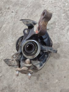 Кулак поворотный Toyota CORONA 1995 седан