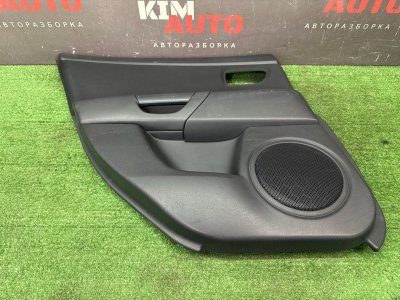 Обшивка двери Mazda 3 BK