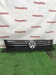 Решетка радиатора VOLKSWAGEN Touran 2011 1T3
