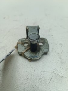 Ответная часть замка (петля) Fiat Albea