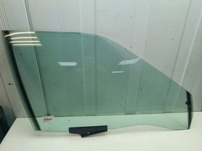 Стекло двери Audi 80 1986 - 1991 B3