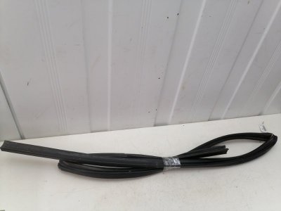 Уплотнитель стекла двери Hafei Brio (Lobo)