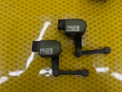 Датчик дорожного просвета Volkswagen Touareg 2003 7L6