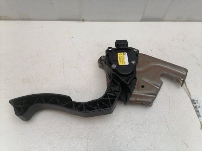 Педаль газа Lada Largus