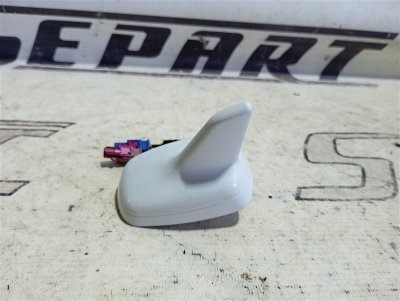 Антенна плавник Audi Q5 2012 8R