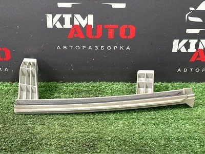 Направляющая стекла двери Kia Rio 4 2019 FB