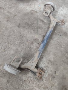 Балка подвески лада 21083 1996