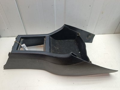 Консоль между сидений Audi 80 1986 - 1991 B3