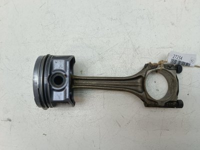 Шатун с поршнем Volkswagen Passat B4