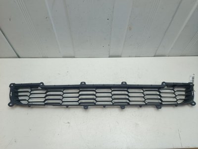 Решетка бампера Лада Приора 2010 Хэтчбек