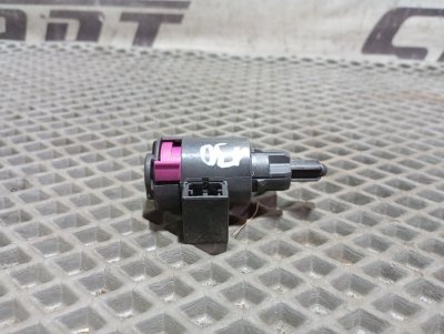 Концевик педали тормоза Audi A6 2010 C6