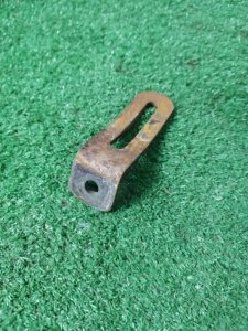 Кронштейн генератора лада 2105 21053