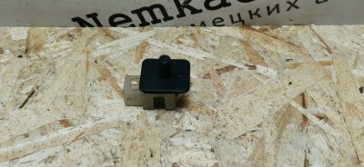 Концевик двери Mercedes C-Class 2000 W203