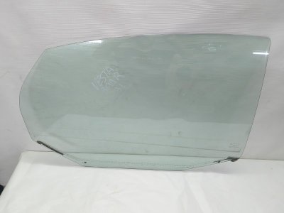 Стекло двери Lada Vesta 2020