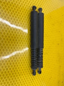 Амортизатор двери багажника Volkswagen Touareg 2003 7L6