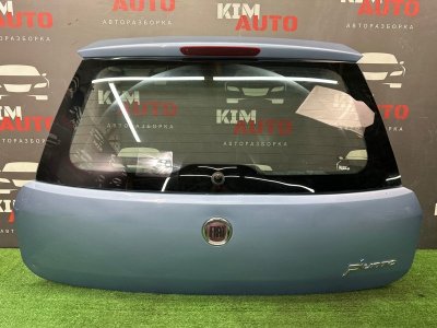 Крышка багажника Fiat Punto