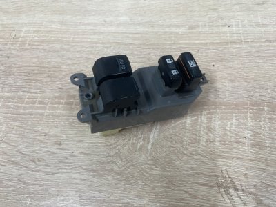 Блок управления стеклоподъемниками Toyota Corolla 2008 E150