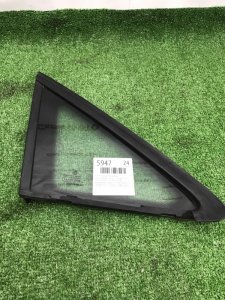 Стекло глухое VOLKSWAGEN Touran 2011 1T3