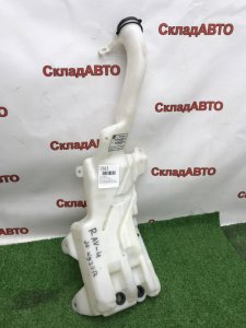 Бачок омывателя Toyota RAV4 2000-2005