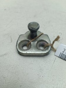 Ответная часть замка (петля) Fiat Albea