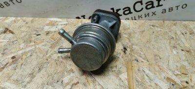 Насос топливный Mercedes w123 1980 Седан