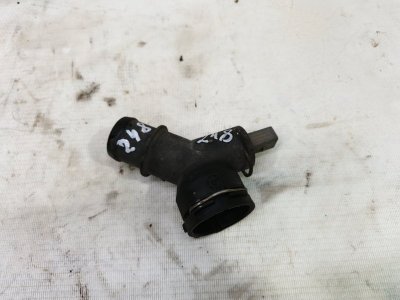 Тройник системы охлаждения Volkswagen Jetta 2008