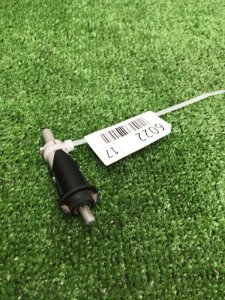 Фиксатор лючка бензобака Toyota Camry 2006 ACV40