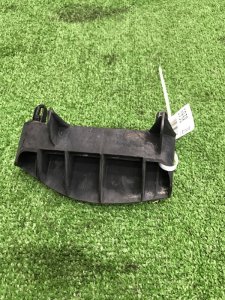 Кронштейн бампера Toyota AVENSIS 2012 ZRT272