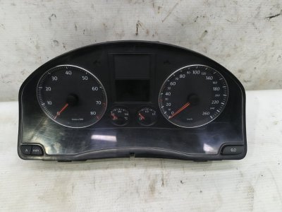 Панель приборов Volkswagen Jetta 2008
