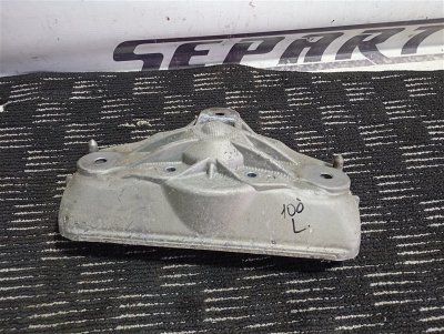 Опора стойки Volkswagen Touareg 2008