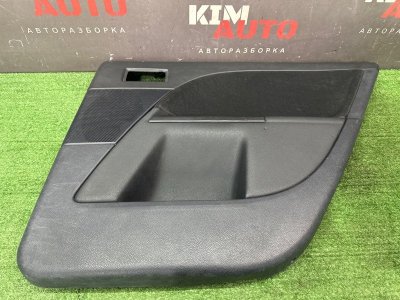 Обшивка двери Ford Mondeo 3