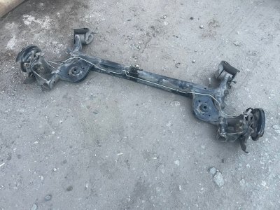 Балка Lada Xray 2021