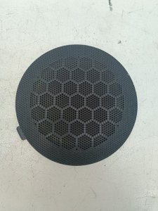 Решетка динамика Lada Largus