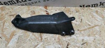 Кронштейн генератора Mercedes Vito 1996 638