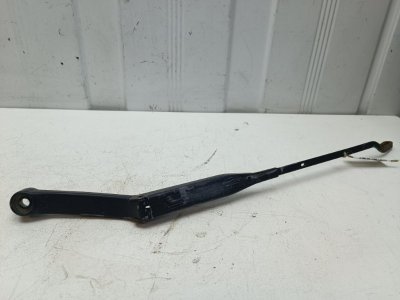 Поводок стеклоочистителя Audi 80 1986 - 1991 B3