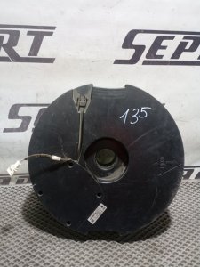 Сабвуфер Audi Q5 2010 8R