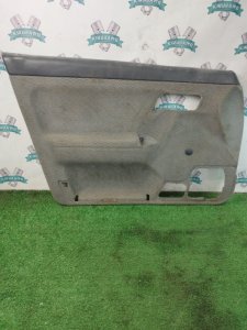 Обшивка боковой двери лада 21102 2001 2110