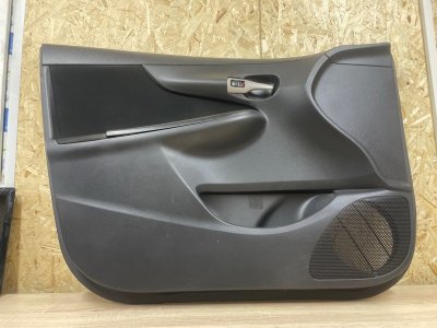 Обшивка двери Toyota Corolla 2008 E150